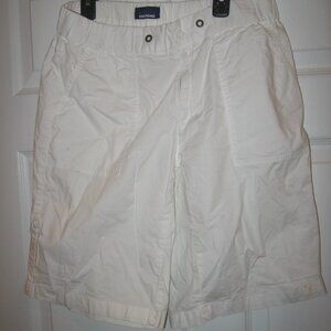Basic Editions Shorts Women's Size Small White